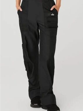 ALO Yoga Blaze Trousers Black Cargo Pants - Relaxed Utility Fit